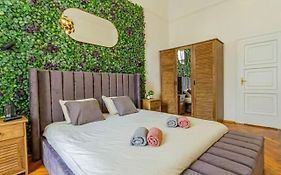 Luxury Apartment By The Famous Vaci Street