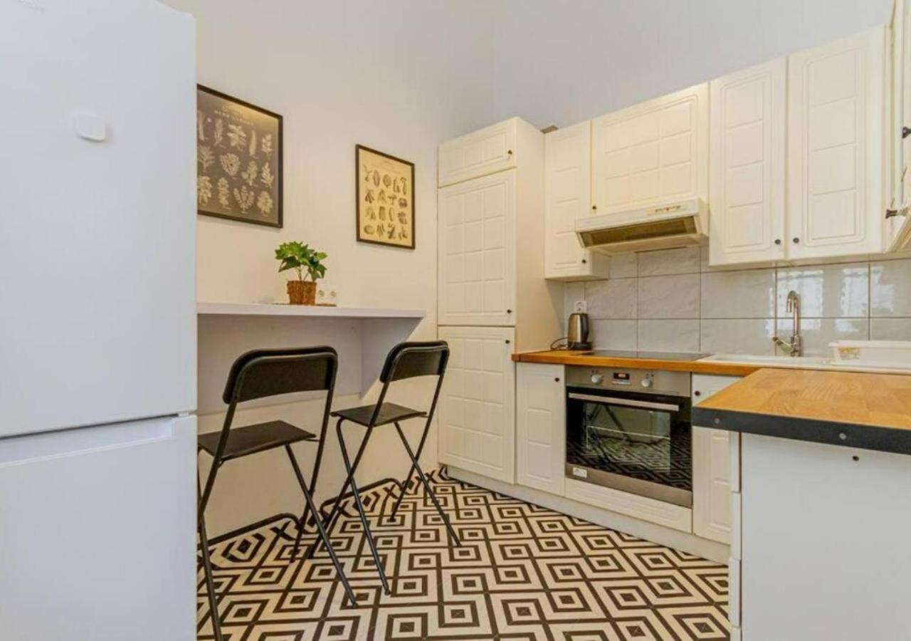 Luxury Apartment By The Famous Vaci Street Budapest Extérieur photo