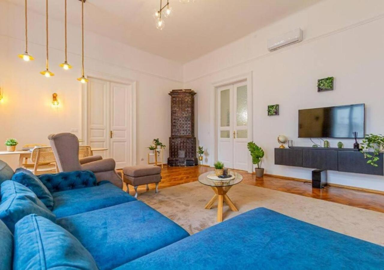 Luxury Apartment By The Famous Vaci Street Budapest Extérieur photo